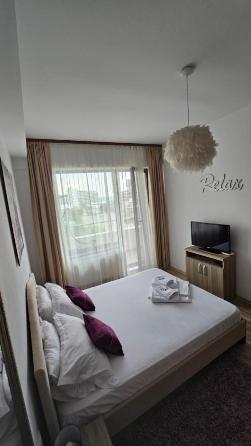 Ella Summerland Apartment